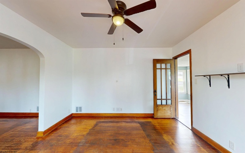 1115 LIMESTONE RUN Road, Clarksburg, West Virginia 26301, 2 Bedrooms Bedrooms, 7 Rooms Rooms,1 BathroomBathrooms,Single Family Detached,For Sale,LIMESTONE RUN,10160130