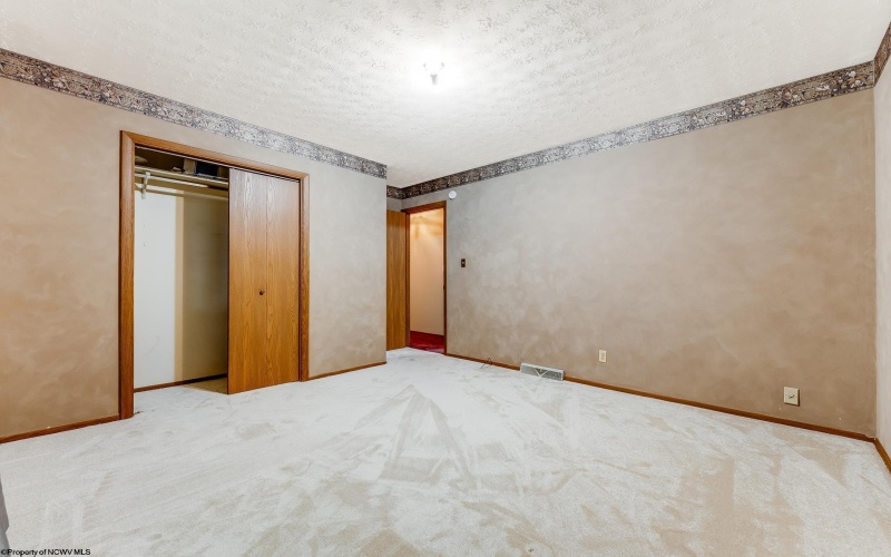 1005 Primrose Lane, Morgantown, West Virginia 26505, 2 Bedrooms Bedrooms, 5 Rooms Rooms,1 BathroomBathrooms,Single Family Detached,For Sale,Primrose,10160136