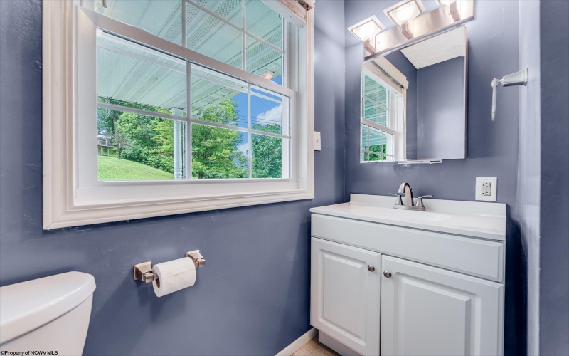 1005 Primrose Lane, Morgantown, West Virginia 26505, 2 Bedrooms Bedrooms, 5 Rooms Rooms,1 BathroomBathrooms,Single Family Detached,For Sale,Primrose,10160136