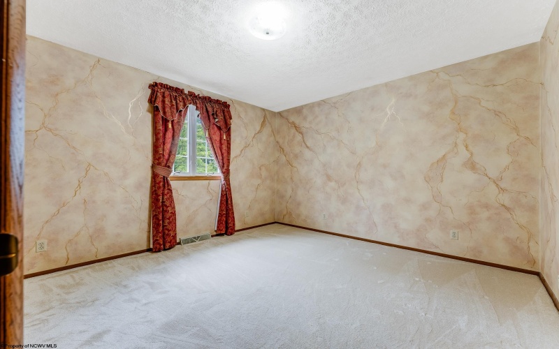 1005 Primrose Lane, Morgantown, West Virginia 26505, 2 Bedrooms Bedrooms, 5 Rooms Rooms,1 BathroomBathrooms,Single Family Detached,For Sale,Primrose,10160136
