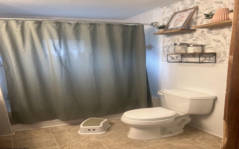 20 Midway Road, Jane Lew, West Virginia 26378, 4 Bedrooms Bedrooms, 8 Rooms Rooms,3 BathroomsBathrooms,Single Family Detached,For Sale,Midway,10160139