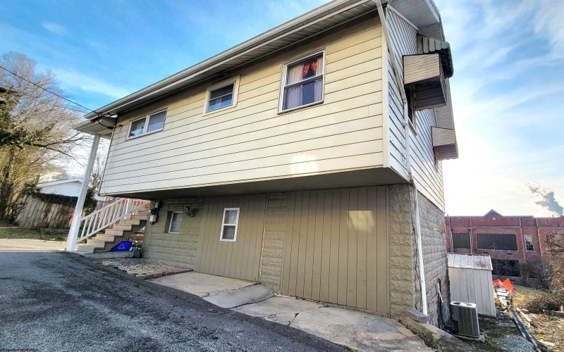 704 Stewart Street, Shinnston, West Virginia 26431, 3 Bedrooms Bedrooms, 6 Rooms Rooms,2 BathroomsBathrooms,Single Family Detached,For Sale,Stewart,10160141