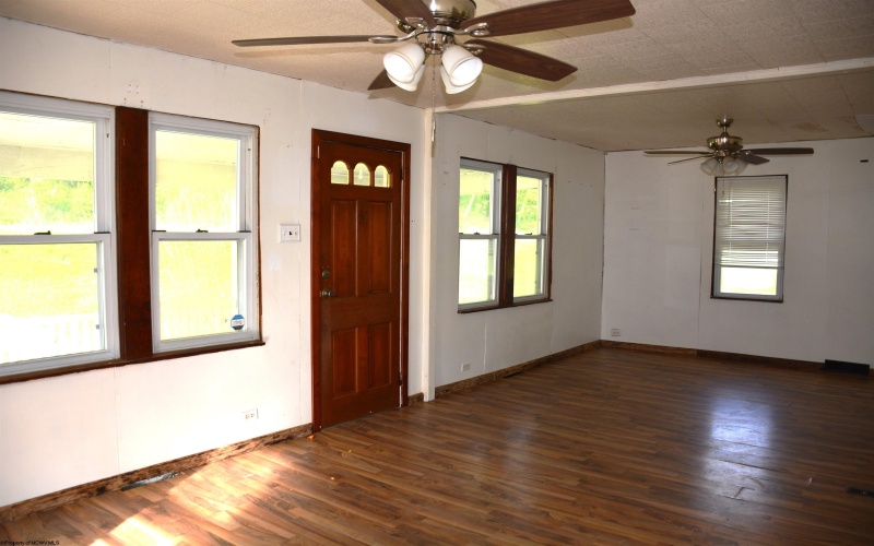 10996 Shortline Highway, Reader, West Virginia 26167, 3 Bedrooms Bedrooms, 6 Rooms Rooms,2 BathroomsBathrooms,Single Family Detached,For Sale,Shortline,10160140