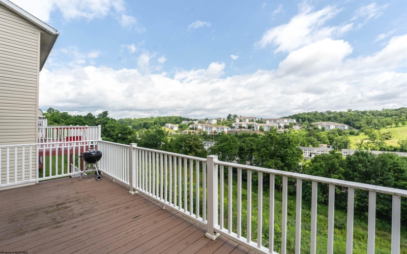 267 Donna Avenue, Morgantown, West Virginia 26505, 3 Bedrooms Bedrooms, 7 Rooms Rooms,2 BathroomsBathrooms,Single Family Attached,For Sale,Donna,10160153