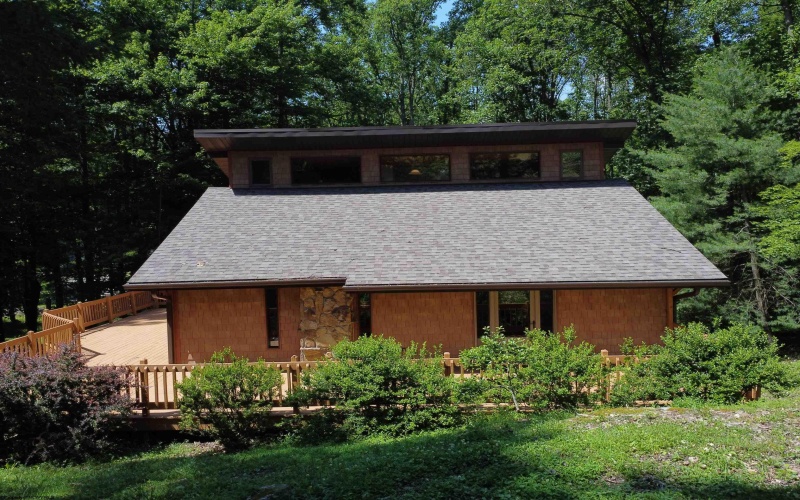 229 Brown Road, Grafton, West Virginia 26354, 3 Bedrooms Bedrooms, 10 Rooms Rooms,3 BathroomsBathrooms,Single Family Detached,For Sale,Brown,10160163