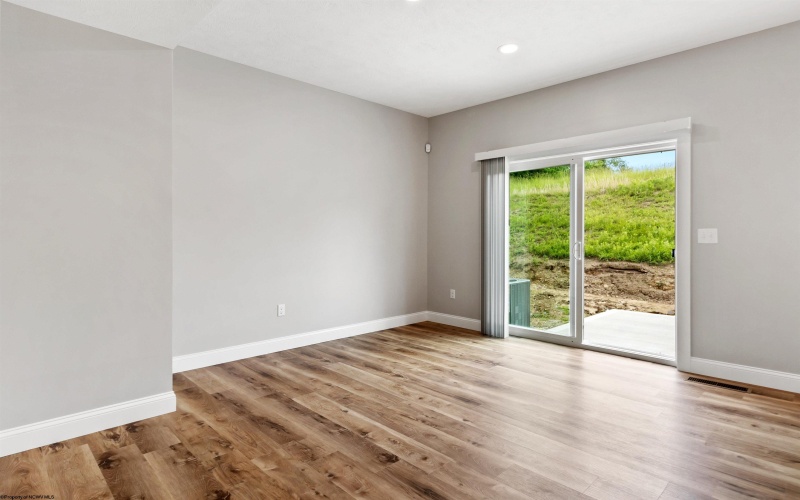 246 Horizon View Road, Westover, West Virginia 26501, 3 Bedrooms Bedrooms, 7 Rooms Rooms,3 BathroomsBathrooms,Single Family Attached,For Sale,Horizon View,10160159