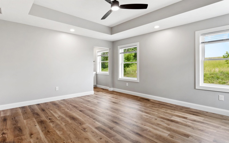 246 Horizon View Road, Westover, West Virginia 26501, 3 Bedrooms Bedrooms, 7 Rooms Rooms,3 BathroomsBathrooms,Single Family Attached,For Sale,Horizon View,10160159