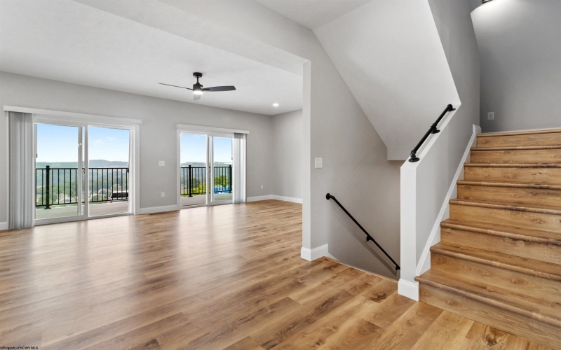 246 Horizon View Road, Westover, West Virginia 26501, 3 Bedrooms Bedrooms, 7 Rooms Rooms,3 BathroomsBathrooms,Single Family Attached,For Sale,Horizon View,10160159