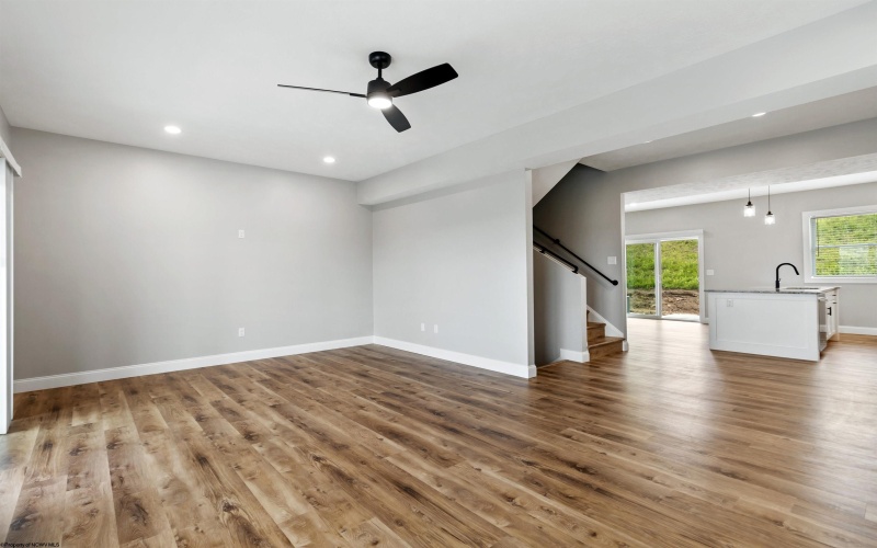246 Horizon View Road, Westover, West Virginia 26501, 3 Bedrooms Bedrooms, 7 Rooms Rooms,3 BathroomsBathrooms,Single Family Attached,For Sale,Horizon View,10160159
