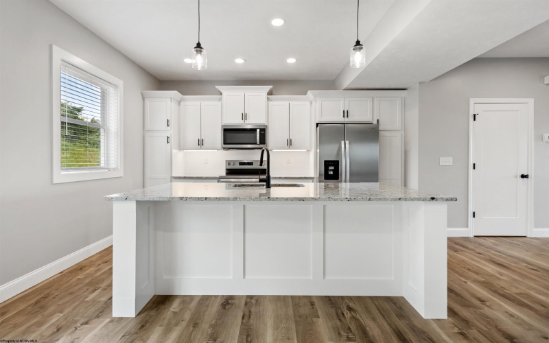 246 Horizon View Road, Westover, West Virginia 26501, 3 Bedrooms Bedrooms, 7 Rooms Rooms,4 BathroomsBathrooms,Residential Rentals,For Rent,Horizon View,10160156
