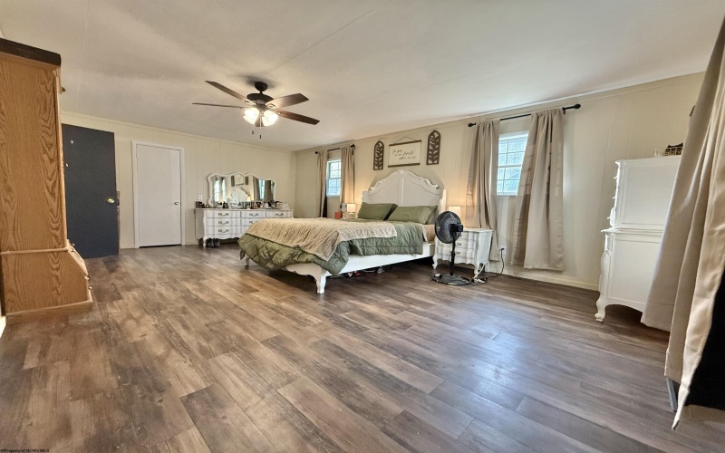 307 Seventh Avenue, Burnsville, West Virginia 26335, 3 Bedrooms Bedrooms, 6 Rooms Rooms,2 BathroomsBathrooms,Single Family Detached,For Sale,Seventh,10160162