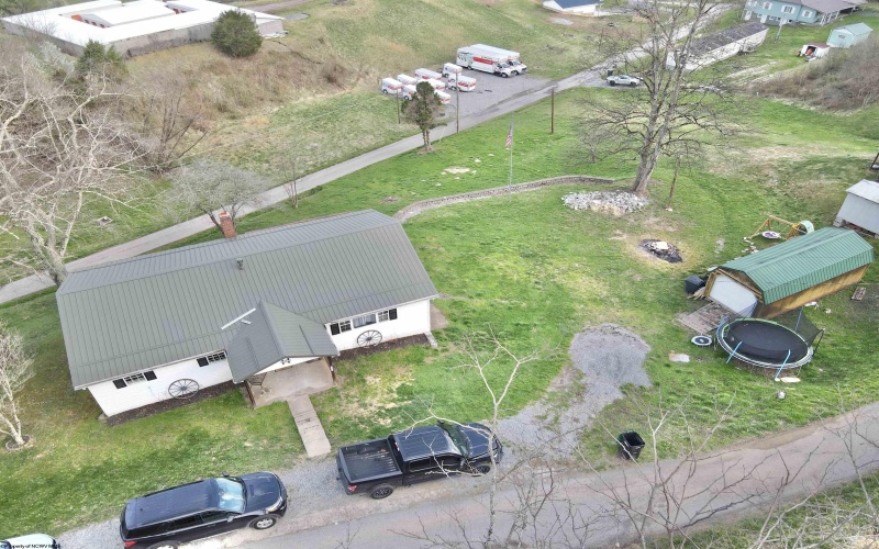307 Seventh Avenue, Burnsville, West Virginia 26335, 3 Bedrooms Bedrooms, 6 Rooms Rooms,2 BathroomsBathrooms,Single Family Detached,For Sale,Seventh,10160162