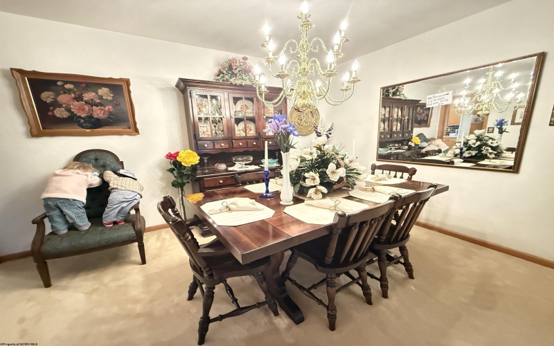 104 Mazewood Drive, Fairmont, West Virginia 26554, 4 Bedrooms Bedrooms, 8 Rooms Rooms,3 BathroomsBathrooms,Single Family Detached,For Sale,Mazewood,10160150
