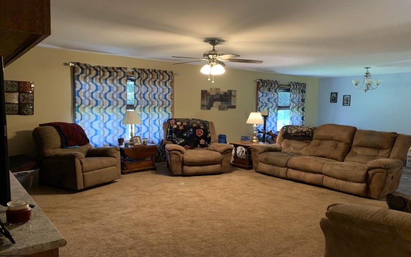 52 Ladder Drive, Mount Clare, West Virginia 26408, 3 Bedrooms Bedrooms, 9 Rooms Rooms,2 BathroomsBathrooms,Single Family Detached,For Sale,Ladder,10160149