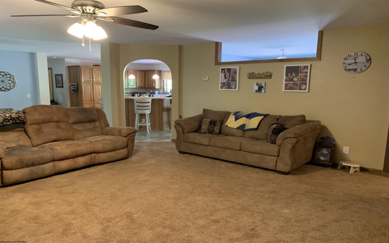 52 Ladder Drive, Mount Clare, West Virginia 26408, 3 Bedrooms Bedrooms, 9 Rooms Rooms,2 BathroomsBathrooms,Single Family Detached,For Sale,Ladder,10160149
