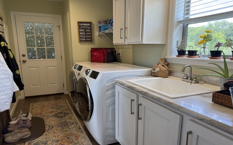 114 Snowy Ridge Road, Terra Alta, West Virginia 26764, 3 Bedrooms Bedrooms, 7 Rooms Rooms,2 BathroomsBathrooms,Single Family Detached,For Sale,Snowy Ridge,10160161