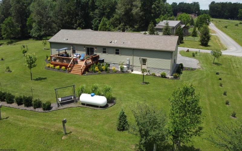 114 Snowy Ridge Road, Terra Alta, West Virginia 26764, 3 Bedrooms Bedrooms, 7 Rooms Rooms,2 BathroomsBathrooms,Single Family Detached,For Sale,Snowy Ridge,10160161