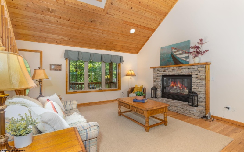 85 Anemone Lane, Terra Alta, West Virginia 26764, 2 Bedrooms Bedrooms, 7 Rooms Rooms,2 BathroomsBathrooms,Single Family Detached,For Sale,Anemone,10160151