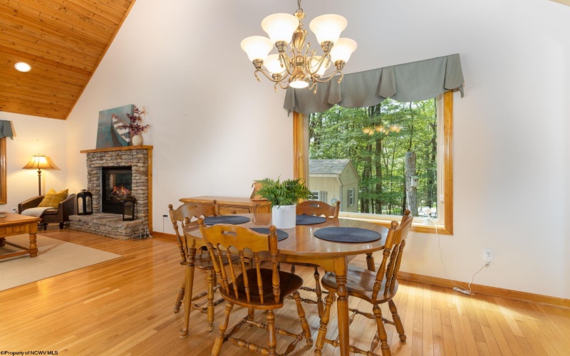 85 Anemone Lane, Terra Alta, West Virginia 26764, 2 Bedrooms Bedrooms, 7 Rooms Rooms,2 BathroomsBathrooms,Single Family Detached,For Sale,Anemone,10160151