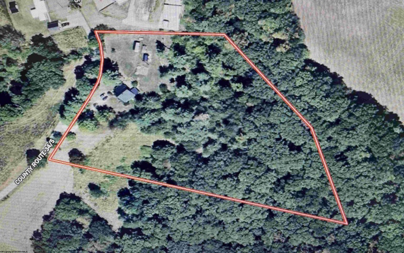 2488 Mt Etna Ridge Road, Poca, West Virginia 25159, 3 Bedrooms Bedrooms, 9 Rooms Rooms,2 BathroomsBathrooms,Single Family Detached,For Sale,Mt Etna Ridge,10160178
