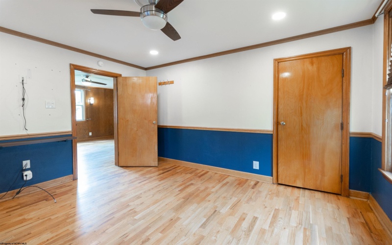 42 Crummitt Lane, Clarksburg, West Virginia 26301, 2 Bedrooms Bedrooms, 6 Rooms Rooms,2 BathroomsBathrooms,Single Family Detached,For Sale,Crummitt,10160177