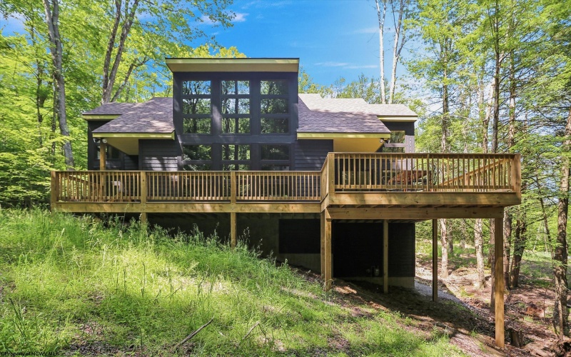 701 Black Bear Trail, Davis, West Virginia 26260, 3 Bedrooms Bedrooms, 6 Rooms Rooms,2 BathroomsBathrooms,Single Family Detached,For Sale,Black Bear,10160176