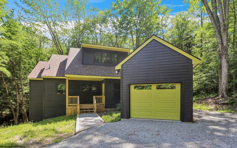 701 Black Bear Trail, Davis, West Virginia 26260, 3 Bedrooms Bedrooms, 6 Rooms Rooms,2 BathroomsBathrooms,Single Family Detached,For Sale,Black Bear,10160176