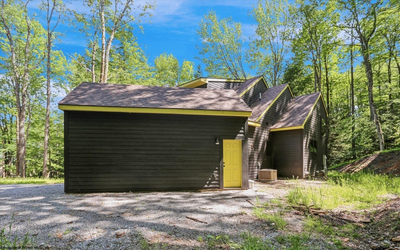 701 Black Bear Trail, Davis, West Virginia 26260, 3 Bedrooms Bedrooms, 6 Rooms Rooms,2 BathroomsBathrooms,Single Family Detached,For Sale,Black Bear,10160176