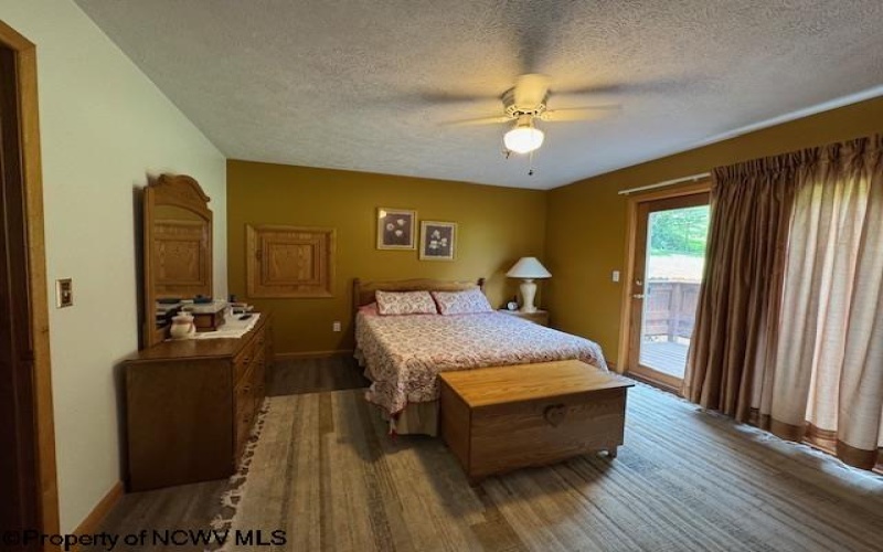 125 Daisy Street, Kingwood, West Virginia 26537, 4 Bedrooms Bedrooms, 9 Rooms Rooms,2 BathroomsBathrooms,Single Family Detached,For Sale,Daisy,10160170