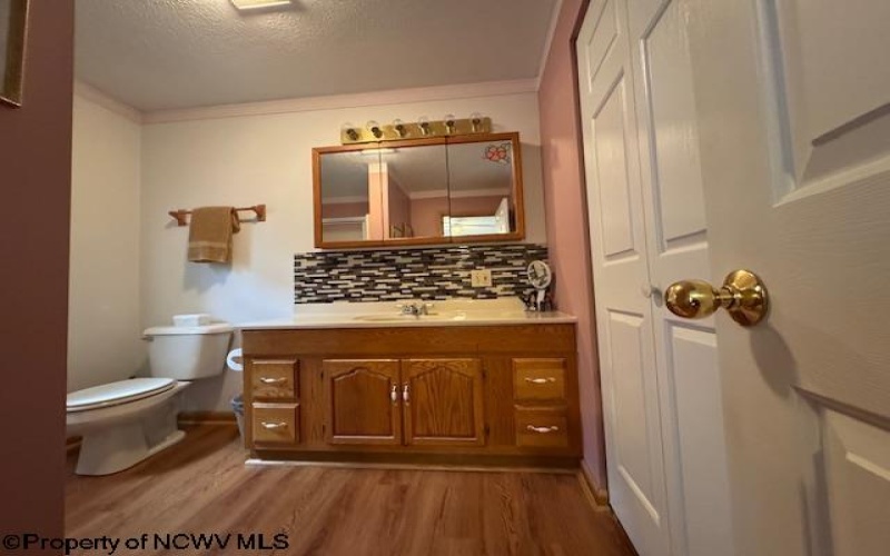 125 Daisy Street, Kingwood, West Virginia 26537, 4 Bedrooms Bedrooms, 9 Rooms Rooms,2 BathroomsBathrooms,Single Family Detached,For Sale,Daisy,10160170