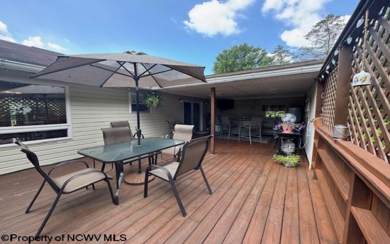 125 Daisy Street, Kingwood, West Virginia 26537, 4 Bedrooms Bedrooms, 9 Rooms Rooms,2 BathroomsBathrooms,Single Family Detached,For Sale,Daisy,10160170
