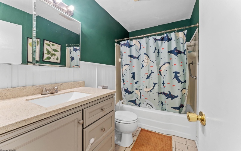 401 Lawnview Drive, Morgantown, West Virginia 26505, 4 Bedrooms Bedrooms, 6 Rooms Rooms,2 BathroomsBathrooms,Single Family Detached,For Sale,Lawnview,10160166