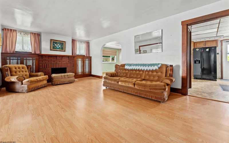237 Cleveland Avenue, Uniontown, Pennsylvania 15401, 2 Bedrooms Bedrooms, 4 Rooms Rooms,1 BathroomBathrooms,Single Family Detached,For Sale,Cleveland,10160183