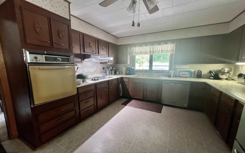 11692 Adolph Road, Mill Creek, West Virginia 26280, 5 Bedrooms Bedrooms, 12 Rooms Rooms,2 BathroomsBathrooms,Single Family Detached,For Sale,Adolph,10160181
