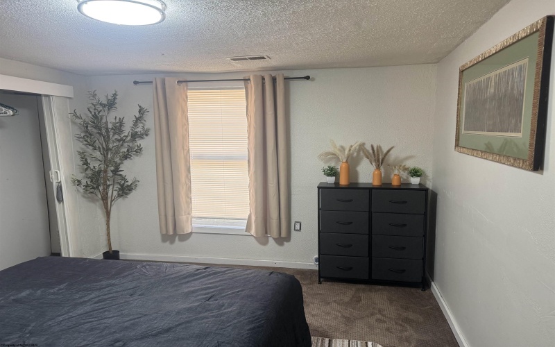 1605 18th Street, Clarksburg, West Virginia 26301, 4 Bedrooms Bedrooms, 7 Rooms Rooms,1 BathroomBathrooms,Single Family Detached,For Sale,18th,10158037