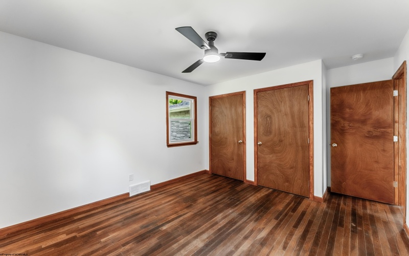 552 White Avenue, Morgantown, West Virginia 26501, 3 Bedrooms Bedrooms, 7 Rooms Rooms,1 BathroomBathrooms,Single Family Detached,For Sale,White,10160200