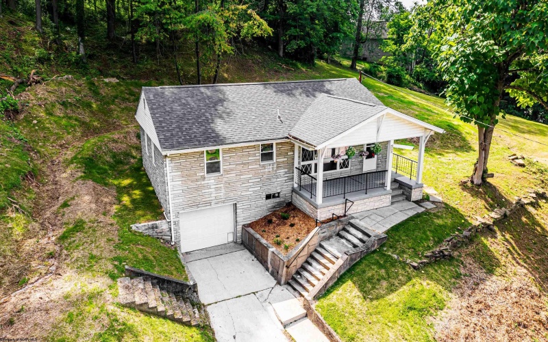 552 White Avenue, Morgantown, West Virginia 26501, 3 Bedrooms Bedrooms, 7 Rooms Rooms,1 BathroomBathrooms,Single Family Detached,For Sale,White,10160200
