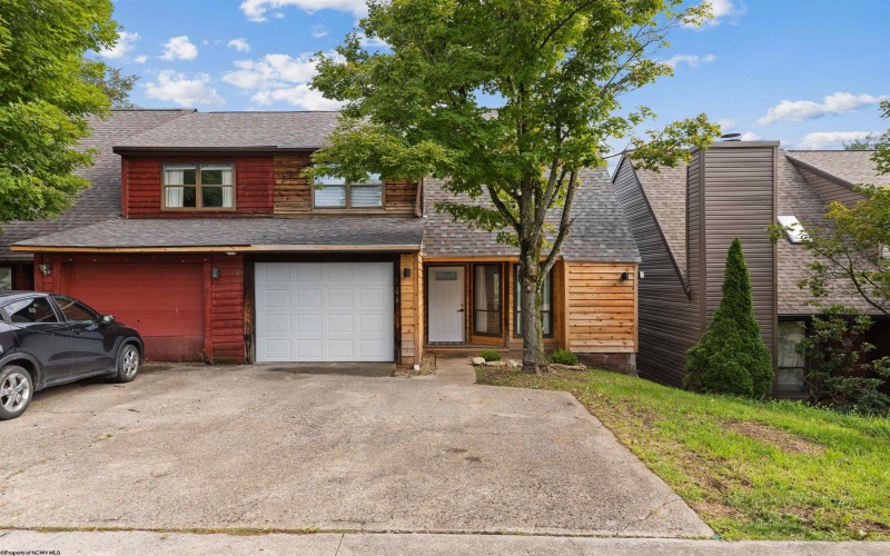 284 McCullough Street, Morgantown, West Virginia 26505, 2 Bedrooms Bedrooms, 6 Rooms Rooms,2 BathroomsBathrooms,Single Family Attached,For Sale,McCullough,10160185