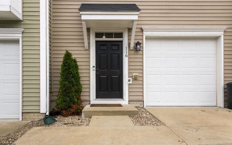 116 Woodside Drive, Morgantown, West Virginia 26508, 3 Bedrooms Bedrooms, 6 Rooms Rooms,2 BathroomsBathrooms,Single Family Attached,For Sale,Woodside,10160194