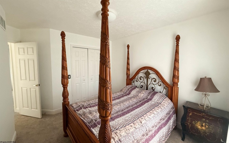 5 Barrington Drive, Wheeling, West Virginia 26003, 4 Bedrooms Bedrooms, 8 Rooms Rooms,2 BathroomsBathrooms,Single Family Detached,For Sale,Barrington,10160199