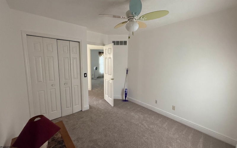 5 Barrington Drive, Wheeling, West Virginia 26003, 4 Bedrooms Bedrooms, 8 Rooms Rooms,2 BathroomsBathrooms,Single Family Detached,For Sale,Barrington,10160199