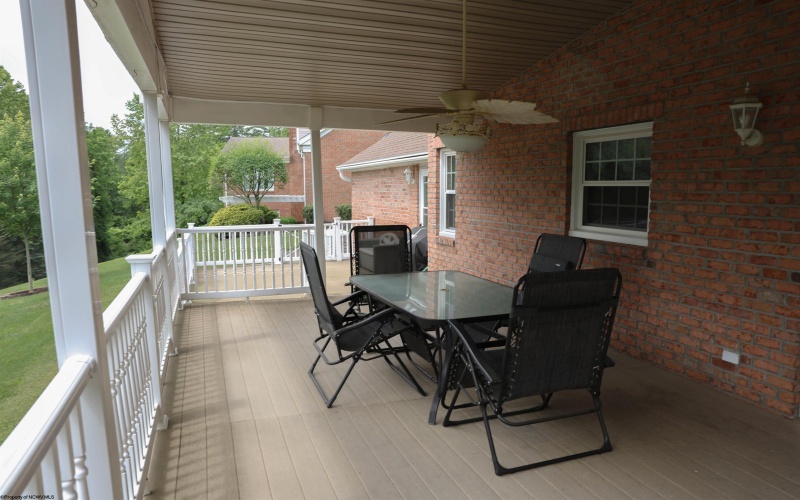 5 Barrington Drive, Wheeling, West Virginia 26003, 4 Bedrooms Bedrooms, 8 Rooms Rooms,2 BathroomsBathrooms,Single Family Detached,For Sale,Barrington,10160199