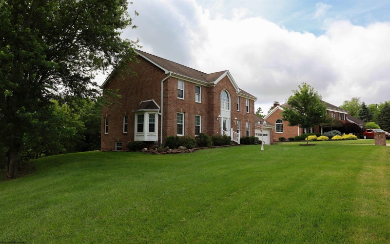 5 Barrington Drive, Wheeling, West Virginia 26003, 4 Bedrooms Bedrooms, 8 Rooms Rooms,2 BathroomsBathrooms,Single Family Detached,For Sale,Barrington,10160199