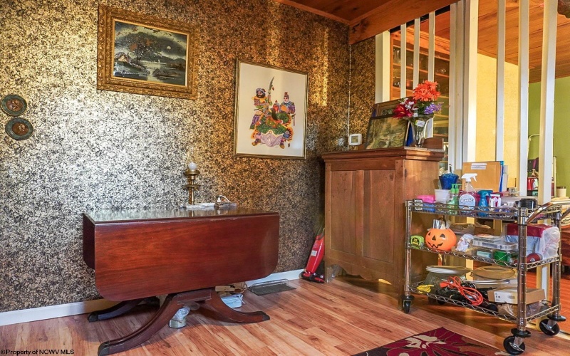 200 Webster Avenue, Morgantown, West Virginia 26501, 2 Bedrooms Bedrooms, 10 Rooms Rooms,1 BathroomBathrooms,Single Family Detached,For Sale,Webster,10160191