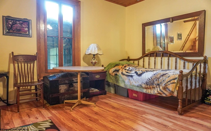 200 Webster Avenue, Morgantown, West Virginia 26501, 2 Bedrooms Bedrooms, 10 Rooms Rooms,1 BathroomBathrooms,Single Family Detached,For Sale,Webster,10160191