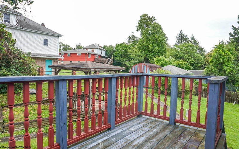 200 Webster Avenue, Morgantown, West Virginia 26501, 2 Bedrooms Bedrooms, 10 Rooms Rooms,1 BathroomBathrooms,Single Family Detached,For Sale,Webster,10160191