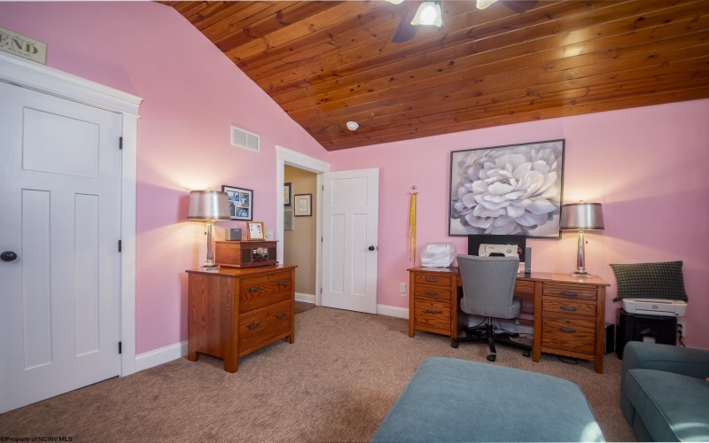 117 Summits Ridge, Morgantown, West Virginia 26508, 3 Bedrooms Bedrooms, 8 Rooms Rooms,2 BathroomsBathrooms,Single Family Detached,For Sale,Summits,10160188