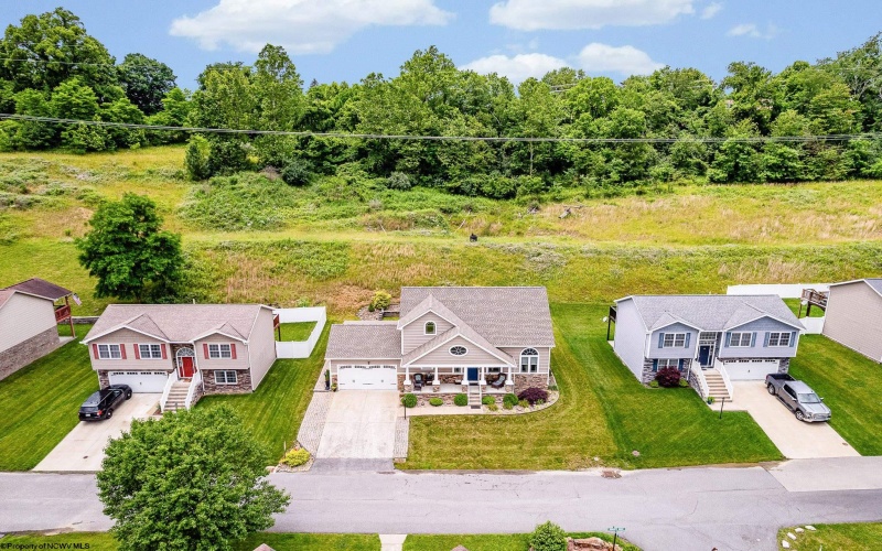 117 Summits Ridge, Morgantown, West Virginia 26508, 3 Bedrooms Bedrooms, 8 Rooms Rooms,2 BathroomsBathrooms,Single Family Detached,For Sale,Summits,10160188