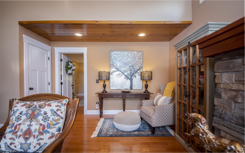 117 Summits Ridge, Morgantown, West Virginia 26508, 3 Bedrooms Bedrooms, 8 Rooms Rooms,2 BathroomsBathrooms,Single Family Detached,For Sale,Summits,10160188