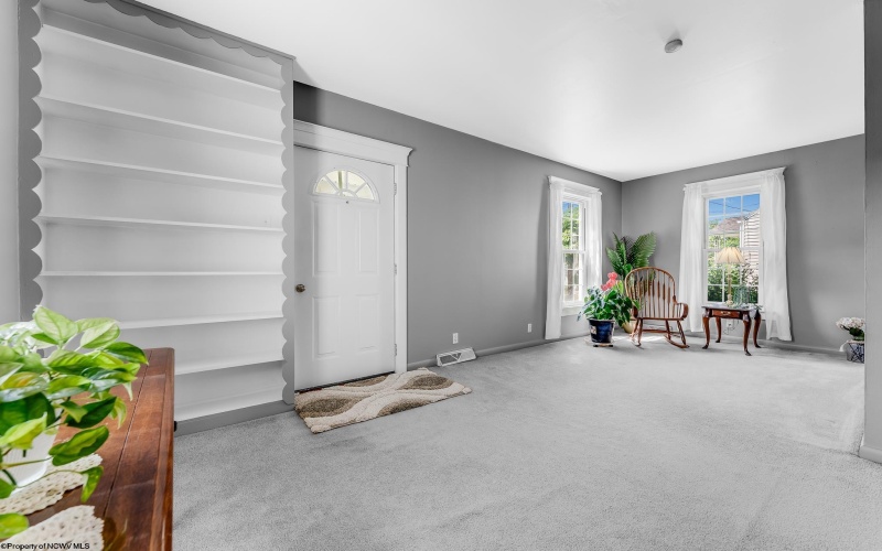 416 Cherry Street, Bridgeport, West Virginia 26330, 3 Bedrooms Bedrooms, 6 Rooms Rooms,1 BathroomBathrooms,Single Family Detached,For Sale,Cherry,10160187